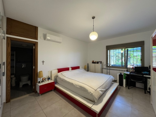 Beautiful Apartment with Garden/Terrace For Sale in Beit Meri — 17
