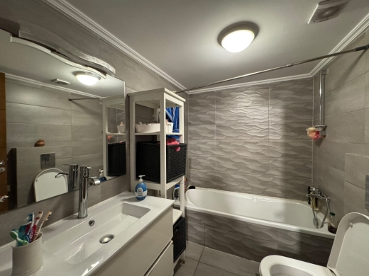 Beautiful Apartment with Garden/Terrace For Sale in Beit Meri — 21