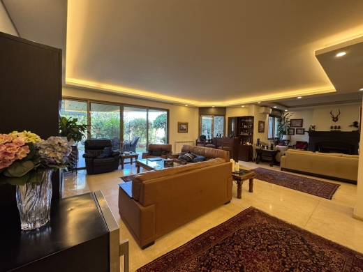 Beautiful Apartment with Garden/Terrace For Sale in Beit Meri — 2
