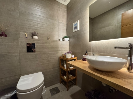 Beautiful Apartment with Garden/Terrace For Sale in Beit Meri — 22