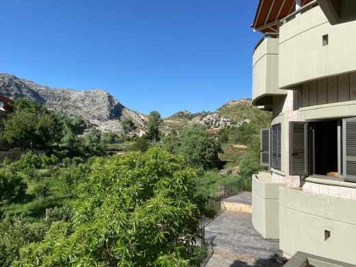 Villa For Sale on the Main Road in Laqlouq — 18