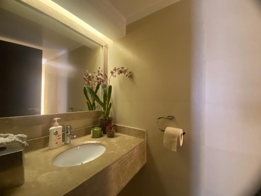 High-End & Fully Furnished Apartment For Rent in Ain El Mreisseh — 11