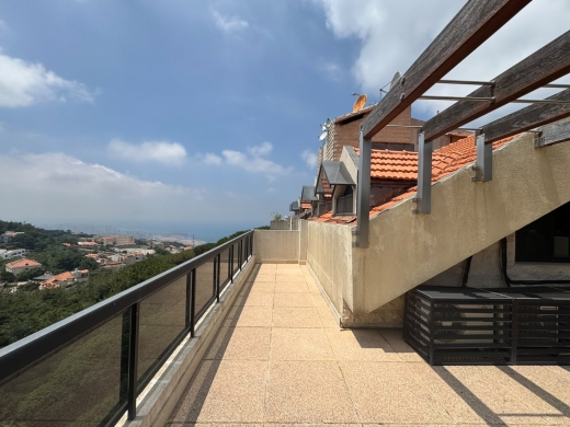 Duplex Apartment With Sea view For Sale in Broumana — 16
