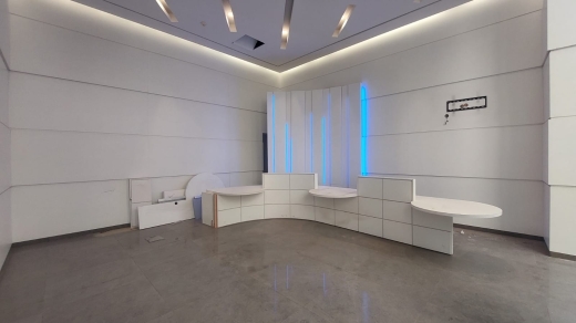 53 SQM Shop for Rent in Down Town