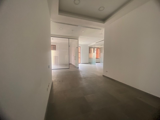 228 SQM Office For Rent in Down Town — 3