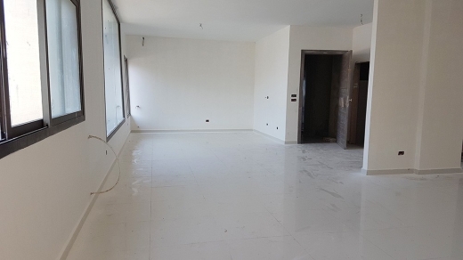 Apartment with Garden For Sale in Hboub