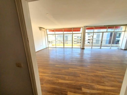 220 SQM Office For Sale In Clemenceau, Ras Beirut — 2