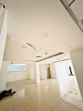 1,200 SQM Showroom For Sale on the Highway of Jounieh