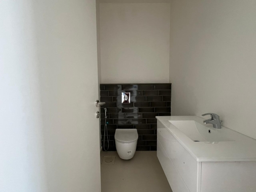 Urban Living! Modern Apartment For Sale in Achrafieh — 6