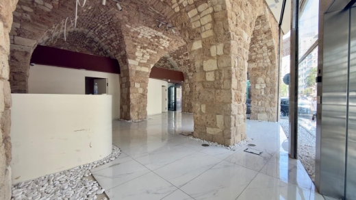 320 SQM Corner Showroom/Shop For Rent in Achrafieh, Sassine
