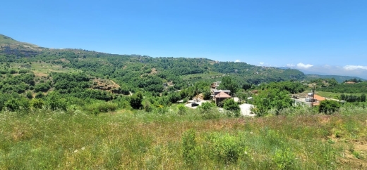 940 SQM Land For Sale in Kfarzebian