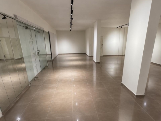 170 SQM Shop For Sale in Ain Al Remmane — 2