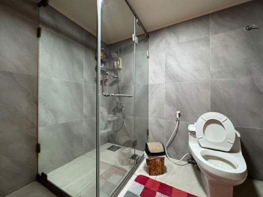 Spacious Apartment With Sea View For Rent in Beit Meri — 18
