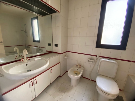 Bright Apartment For Sale in a Prime Location in Verdun, Beirut — 12