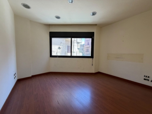 Exclusive! 165 SQM Office For Rent in Achrafieh, Sodeco — 9