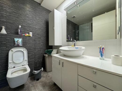 Apartment with Unblockable Mountain View For Sale in Monteverde — 11