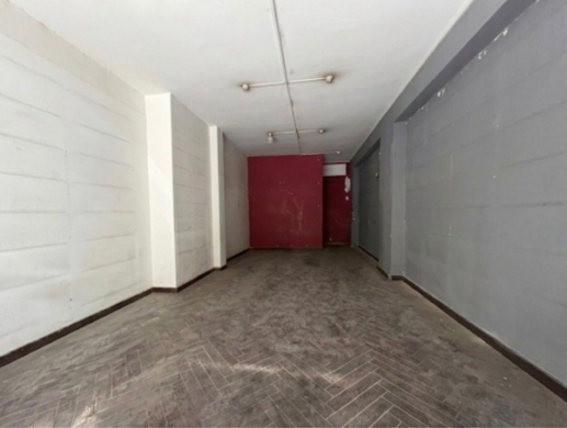 30 SQM Shop For Rent in Achrafieh, Sodeco