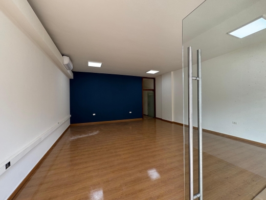 Fully Renovated Shop in A Prime Location For Sale in Mansourieh