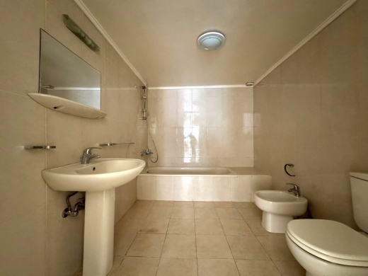 Apartment in a Prime Location Unlockable Mountain View For Sale in Beit Meri — 10