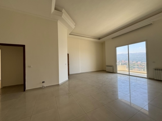Apartment in a Prime Location Unlockable Mountain View For Sale in Beit Meri — 3