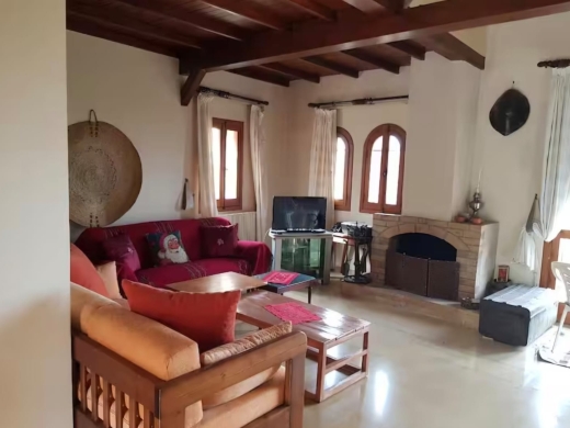Furnished House With Terrace and Garden For Rent in Bikfaya, Naas — 12