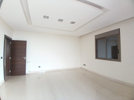 Unfurnished Apartment With a Nice View For Rent in Qornet El Hamra — 5