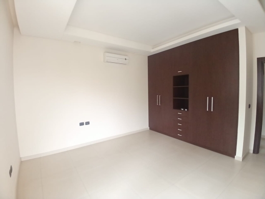 Unfurnished Apartment With a Nice View For Rent in Qornet El Hamra — 12