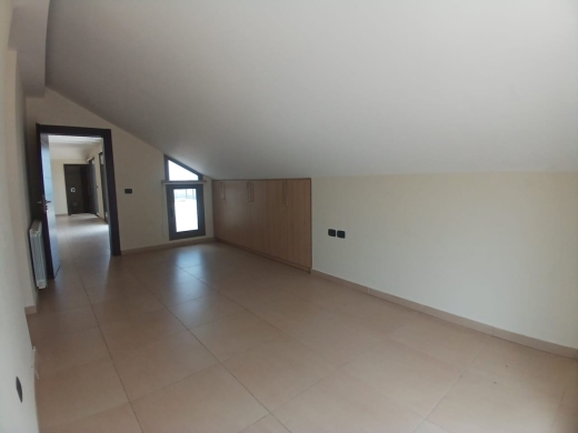 Unfurnished Roof Apartment With a Nice View For Rent in Qornet El Hamra — 14