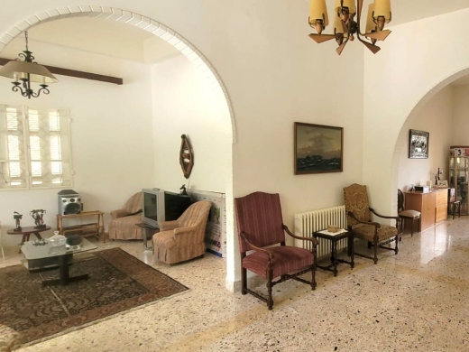 Traditional House With Spacious Garden For Sale in Klayaat — 6