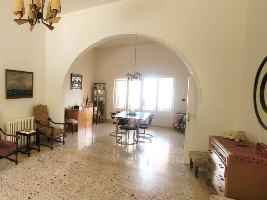 Traditional House With Spacious Garden For Sale in Klayaat — 7