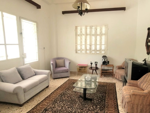 Traditional House With Spacious Garden For Sale in Klayaat — 9