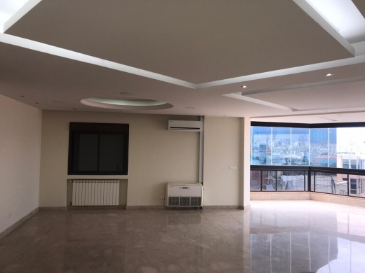 Building for Rent in Hazmieh