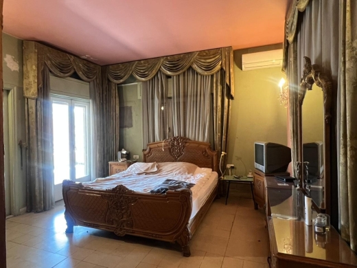 4-Bedroom Apartment with Terrace For Sale in Achrafieh, Abed El Wahab — 6