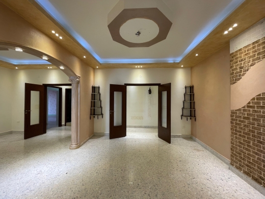 170 SQM Decorated Apartment For Sale In Mazraa, Beirut