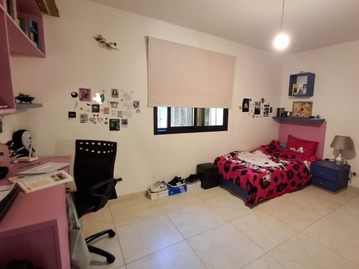 Apartment for Sale in Aamchit Benefits From An Open Sea View — 5