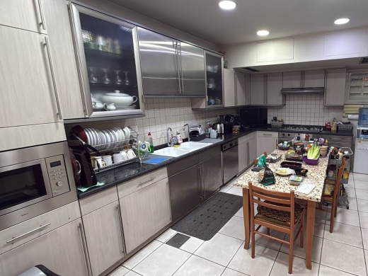 Penthouse with Sea View For Sale in Manara, Ras Beirut — 12