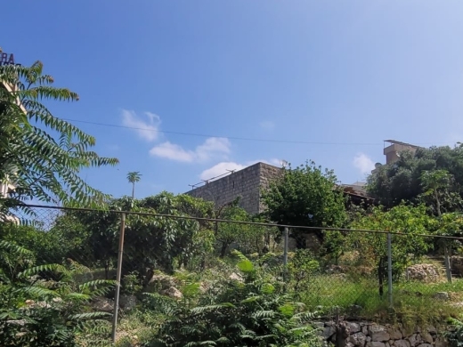 Land With Traditional House For Rent in Jounieh