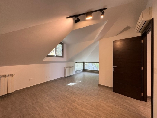 Luxurious High-End Duplex with Mountain View For Sale in Baabdat — 11
