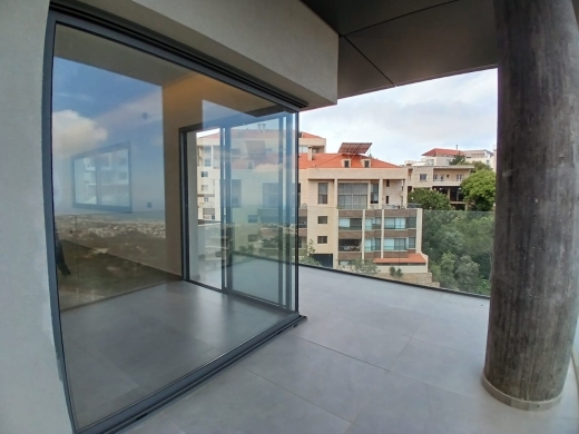 High-End Apartment with Sea and Mountain View For Rent in Roumie