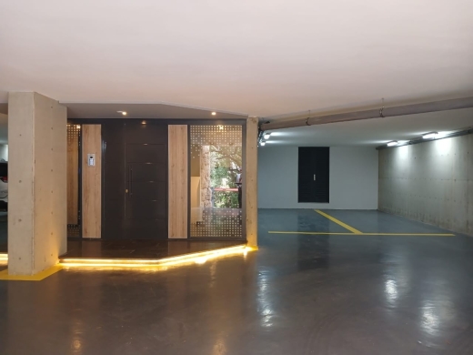 High-End Apartment with Sea and Mountain View For Rent in Roumie — 13
