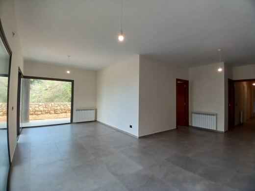 High-End Apartment with Sea and Mountain View For Sale in Roumie — 14