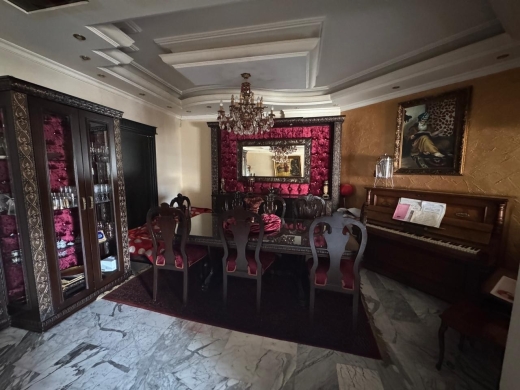 Cozy & Furnished Apartment For Sale in Ras El Nabeh, Beirut — 3