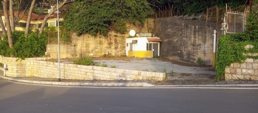 Land with Kiosk For Sale in Prime Location Kornet Chehwan