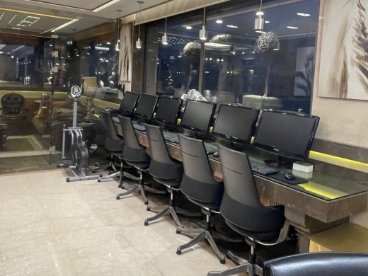 Elegant Office with Private Suite/Apartment For Sale in Jnah, Beirut — 7