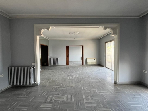 4-Bedroom Apartment with Open City View For Sale in Achrafieh, Carré D'or — 2