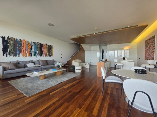 Luxurious Furnished Duplex For Sale in Yacht Club, Down Town — 4