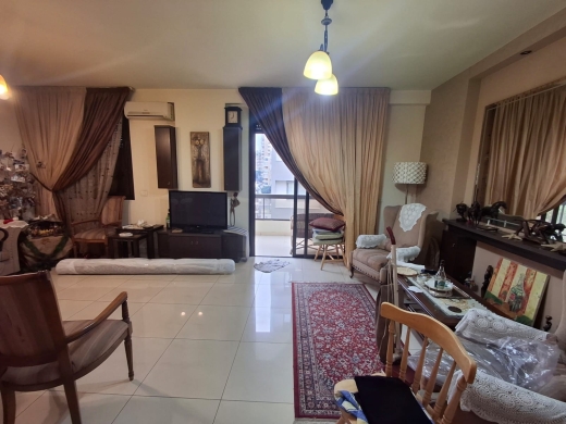 2-Bedroom Apartment For Sale in Achrafieh, Hay Al Seryane