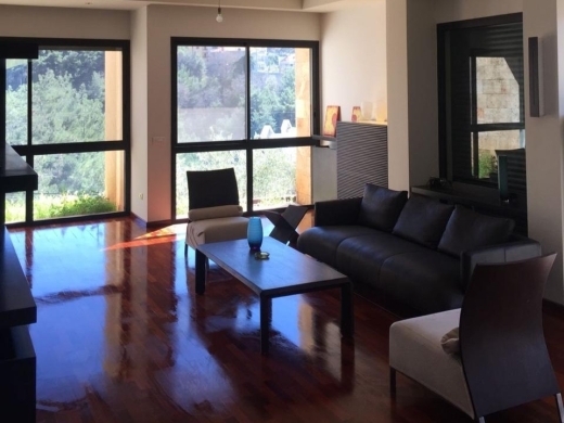 Furnished Villa With Garden & Mountain View For Rent in Shalimar, Baabdat — 12