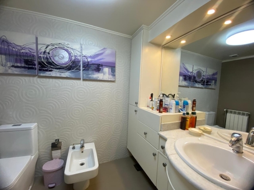 Luxury Living! Unfurnished 3-Bedroom Apartment For Rent in Uneso — 21