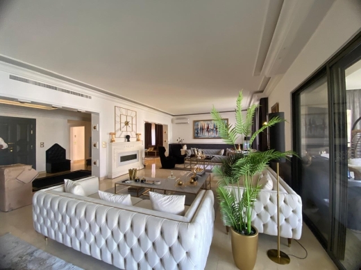 Luxury Living! Unfurnished 3-Bedroom Apartment For Rent in Uneso — 7